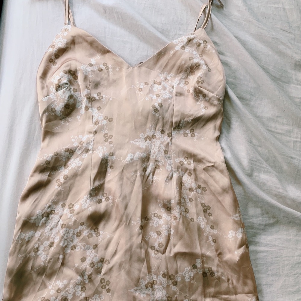 Missguided Tie Strappy Printed Shift Dress - Picture 3 of 5